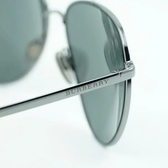 FINAL PRICE NEW BURBERRY BE3097 10036G PILOT GREY / MIRRORED SILVER SUNGLASSES - Picture 4 of 7